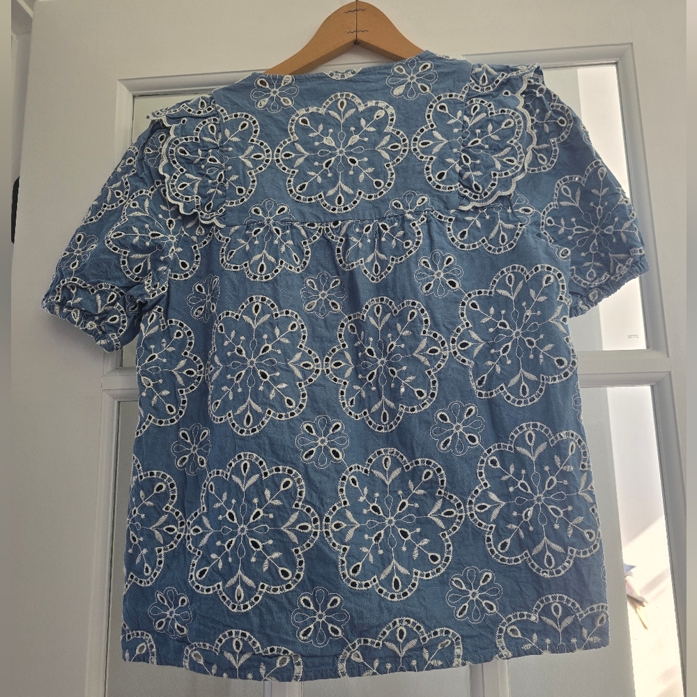 SÉZANE Jordanna Ebroidered Scalloped Button Front Top Denim  Blue 34 - Picture 7 of 14